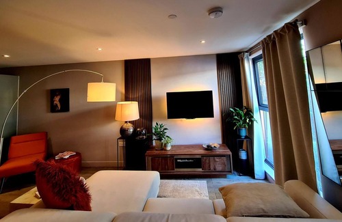 Cavendish Apartamento | Stylish 1 Bed Apartment in London - (4.96 Stars Elsewhere!)