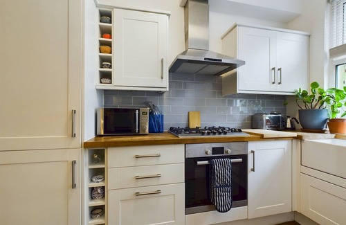 Leyton Apartamento | Stylish 1Bedroom Retreat in Vibrant Leyton | Pass the Keys