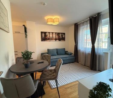 Favoriten Apartamento | Stylish 1BR Apartment near Favoritenstrasse Central and Cozy