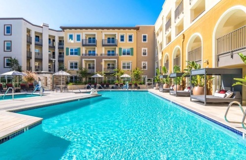 Whisman Station Condominio | Stylish 1BR Condo in Revela – Modern Comfort Awaits