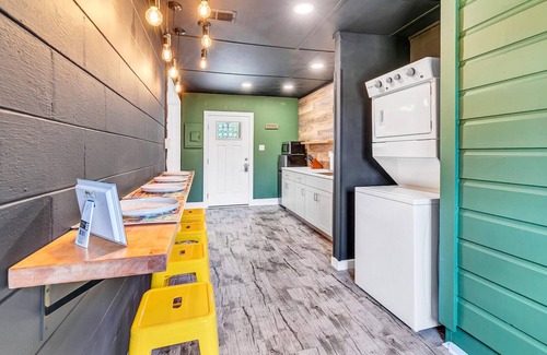 Inlet Beach Heights Casa | Stylish 1br on 30A. Walk to beach, fenced yard