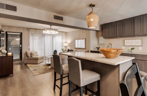 Old East Dallas Condominio | A completar