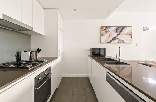 Lane Cove North Apartamento | Stylish 2-Bed, 2-Bath with Parking in Lane Cove