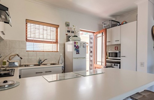 Hermanus Apartamento | Stylish 2 bed apartment in Hermanus