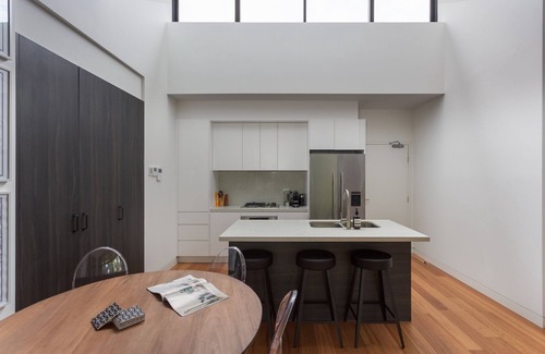 Coogee Apartamento | Stylish 2-Bed Apartment with BBQ Patio Near Beach