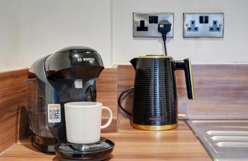 Sheffield City Centre Apartamento | Stylish 2 Bed Apt 104 - City Centre, FREE Parking, Coffee Machine & Netflix - Hosted by Stay Host Save