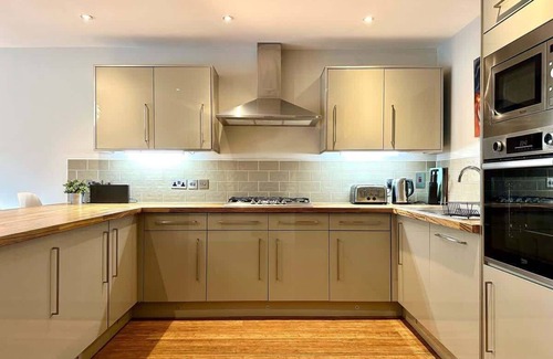 Begbroke Apartamento | Stylish 2 Bed Garden Apartment, sleeps 4