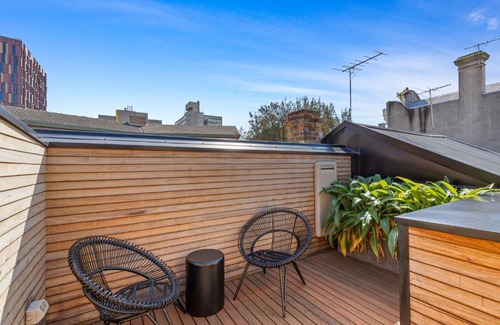 Carlton South Casa | Stylish 2-bed Victorian Terrace in Carlton