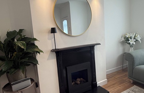 Ballsbridge Casa | Stylish 2-bedroom newly refurbished townhouse in Dublin