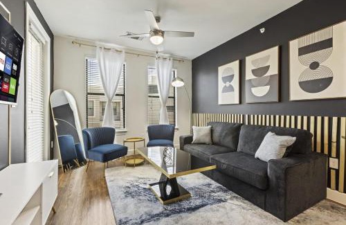 Frisco Apartamento | Stylish 2B near Legacy West Wi-Fi Fitness Pool