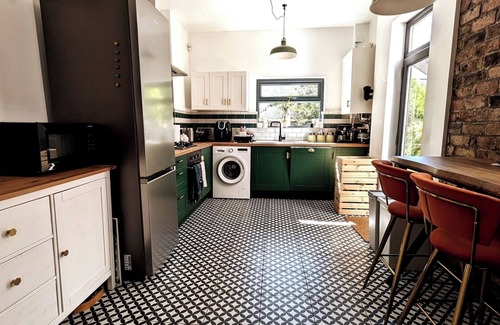 Riverside Casa | Stylish 2BD Home near Millenium Stadium, Cardiff