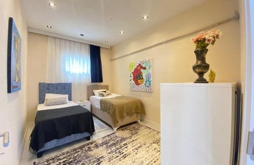 Bogazici Apartamento | Stylish 2BR Apt Lagoon Views Beach