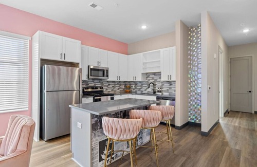 South Nashville Apartamento | Stylish 2BR Close to Nashville’s Best Attractions!