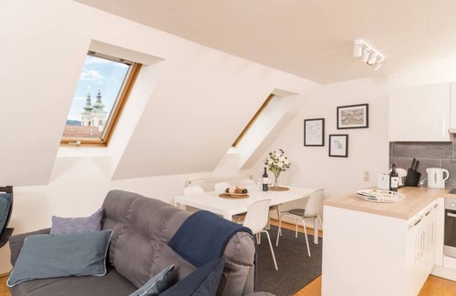 Lend Apartamento | Stylish 2BR for Families in Graz