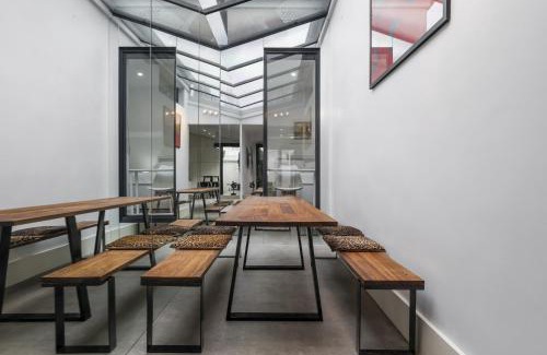 South Melbourne Casa | Stylish 2BR House Walk to Parks & Cafès