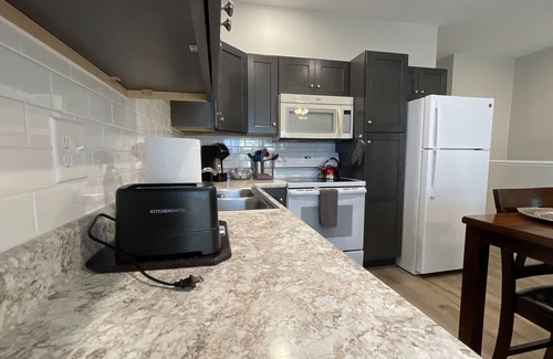 Johnson City Casa | Stylish 2BR Townhome with Garage & Modern Flair