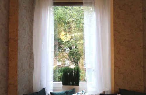 Barbican Apartamento | Stylish 3-Bed Getaway in London with City Views and walking distance to tube
