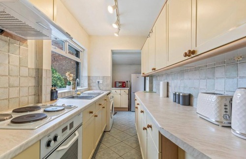 Nottingham Chalet De Esquí | Stylish 3-Bed Home Near Nottingham City Centre