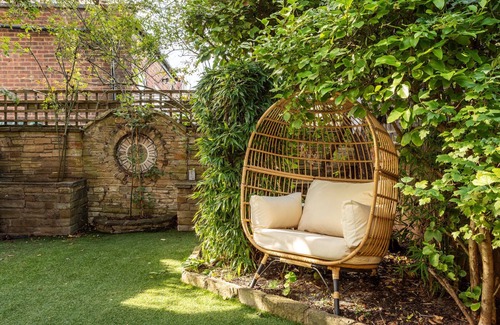 Dudden Hill Casa | Stylish 3-Bed Home with Garden in Dollis Hill
