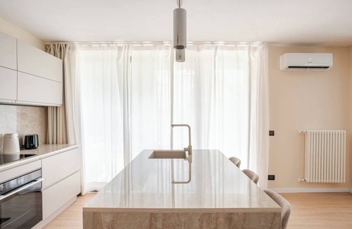 Centro Giano Casa | Stylish 3-bedroom townhome with Garden, Fiumicino