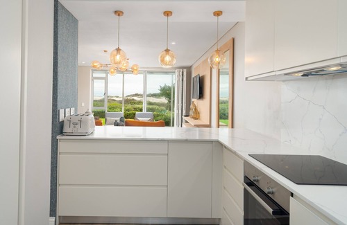 Bloubergstrand Apartamento | Stylish 3 Bedroom Apartment on Dolphin Beach