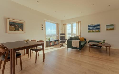 Torshavn Apartamento | Stylish 3-Bedroom Apartment in Tórshavn