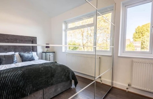 Streatham Hill Casa | Stylish 3 Bedroom House close to Streatham Hill station