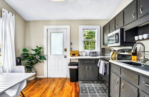Old Fourth Ward Casa | Stylish 3-Bedroom Oasis in Prime Atlanta Location