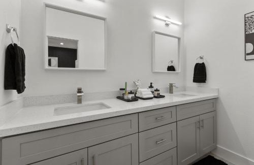 Northside Casa | Stylish 3 Bedroom Rental - Just Minutes from Dowtown Houston