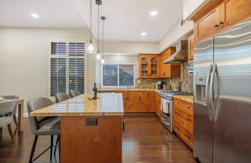 Rancho Penasquitos Casa | Stylish 3-bedroom Single story house with Dual EV Charger in sunny San Diego