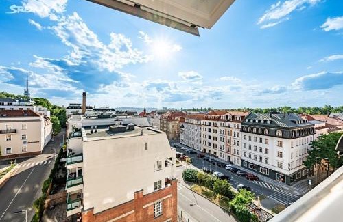Prague 3 Apartamento | Stylish 3-Room Flat City Views