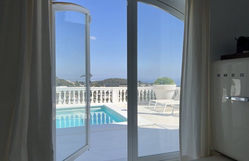 Costa d'en Blanes Villa | Estilo 300 m2 piscina Villa con vistas al mar imponente en exclusiva zona residencial