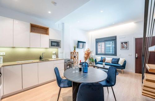 El Molinillo Casa | Stylish 3BD with Rooftop Jacuzzi - Las Artes