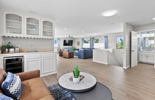 Grover Beach Casa | Stylish 3bdrm, 3 bath home in Grover Beach, Sleeps 10, close to everything