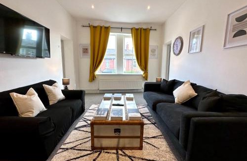 Heaton Apartamento | Stylish 3Bed apartment with FREE PARKING