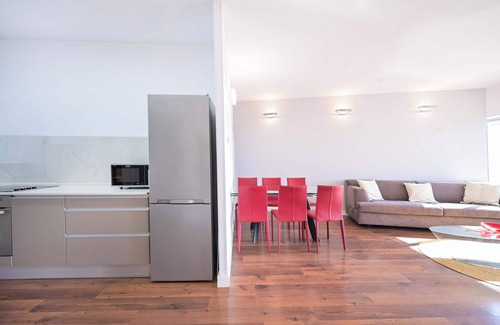 Neve Tzedek Apartamento | Stylish 3BR Amazing Sea View W/Parking by HolyGuest