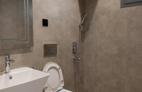 Riyadh Apartamento | Stylish 3BR Apartment Perfect for Families