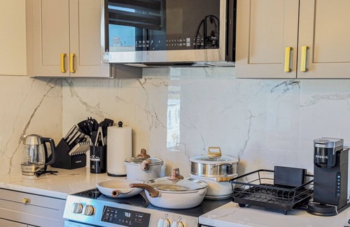 Powelton Village Apartamento | Stylish 3BR Apt w/Laundry Near UPenn&Drexel