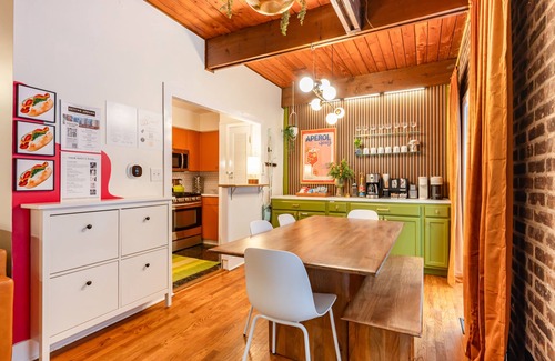 Park West Casa | Stylish 3BR Lincoln Park Townhouse, Rooftop Deck & King Suite
