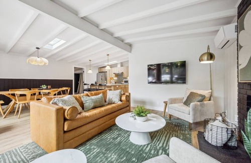 Tamalpais-Homestead Valley Casa | Stylish 3BR Mill Valley Mid-Century Modern Home