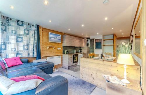 Val-Thorens Apartamento | Stylish 3BR with 2BA in the Heart of Val Thorens in which Sleeps 8 A5 Serac