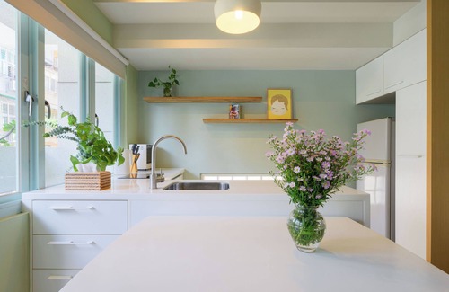 Songshan Apartamento | Stylish 3F Studio, Core Taipei, Elevator, AC, 1 unit in a floor, Walk to MRT