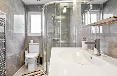 Golders Green Apartamento | Stylish 4 Bed 2 Bath NW London