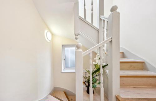 Golders Green Apartamento | Stylish 4 Bed 2 Bath NW London