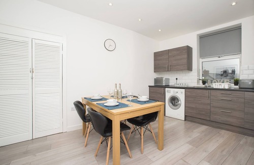 Sunderland Apartamento | Apartamento moderno de 4 dormitorios cerca del centro de la ciudad y del hospital