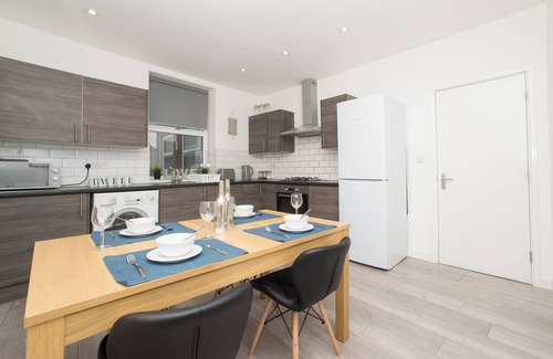 Sunderland Apartamento | Apartamento moderno de 4 dormitorios cerca del centro de la ciudad y del hospital