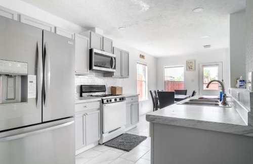 Clodine Casa | Stylish 4BR 2,5BA - Haven in Houston home