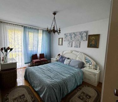 Piecki-Migowo Casa | Stylish 4BR Artist's Home with Garden- Gdańsk Green District