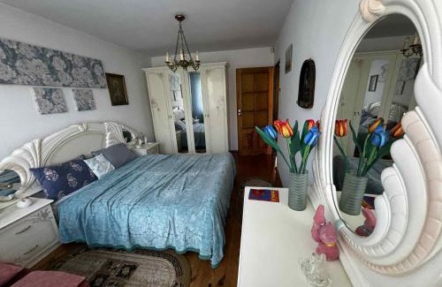 Piecki-Migowo Casa | Stylish 4BR Artist's Home with Garden- Gdańsk Green District