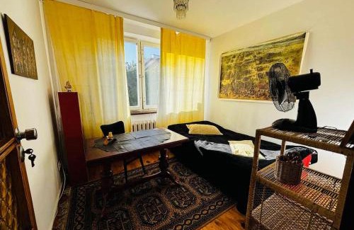 Piecki-Migowo Casa | Stylish 4BR Artist's Home with Garden- Gdańsk Green District